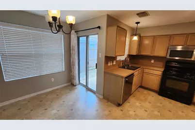 12214 Carriage Oak Circle, Humble, TX 77346 - Photo 7