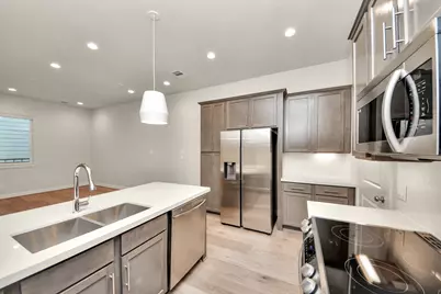 2319 Silva Park Lane, Houston, TX 77091 - Photo 5