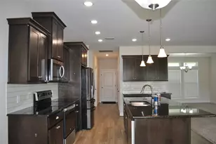 2502 Majestic Oaks Ct, Rosharon, TX 77583 - Photo 15