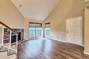 3130 Walnut Bend Ln, Houston, TX 77042 - Photo 3