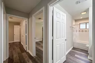 4208 Pine Shadows St, Dickinson, TX 77539 - Photo 17