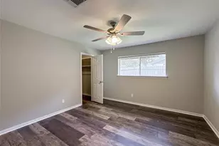 4208 Pine Shadows St, Dickinson, TX 77539 - Photo 29
