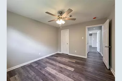 4208 Pine Shadows Street, Dickinson, TX 77539 - Photo 9