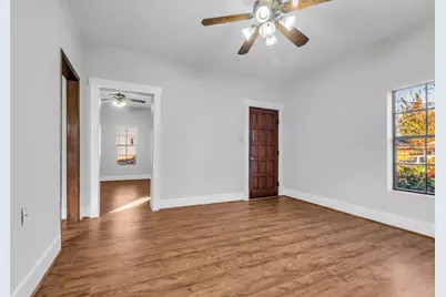 1113 71st Street, Houston, TX 77011 - Photo 9