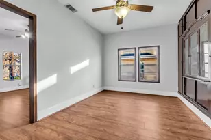 1113 71st St, Houston, TX 77011 - Photo 11