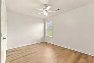 2703 Skyview Glen Ct, Houston, TX 77047 - Photo 15