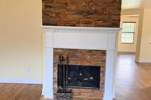 7222 Liberty Ridge Ln, Houston, TX 77049 - Photo 9