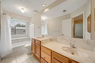 3812 Redbud Dr, La Porte, TX 77571 - Photo 7
