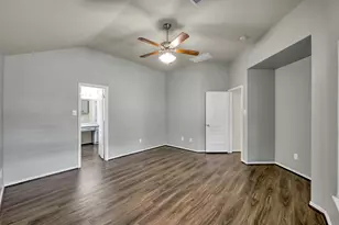 15423 Bell's Vireo Ct, Magnolia, TX 77354 - Photo 11