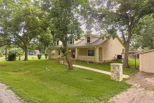 2605 N Abell St, Wharton, TX 77488 - Photo 1
