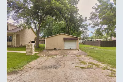 2605 N Abell Street, Wharton, TX 77488 - Photo 29