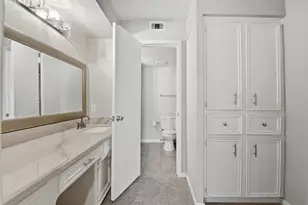 7535 Olympia Dr, Houston, TX 77063 - Photo 29