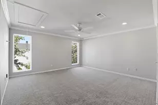 7535 Olympia Dr, Houston, TX 77063 - Photo 15