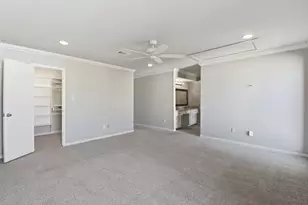 7535 Olympia Dr, Houston, TX 77063 - Photo 17