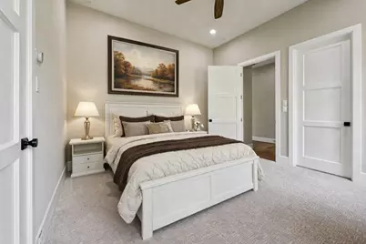 13927 Perthshire Road, Houston, TX 77079 - Photo 25