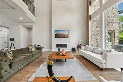 13927 Perthshire Road, Houston, TX 77079 - Photo 3