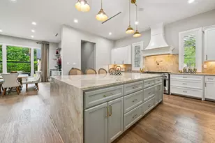 13927 Perthshire Rd, Houston, TX 77079 - Photo 15