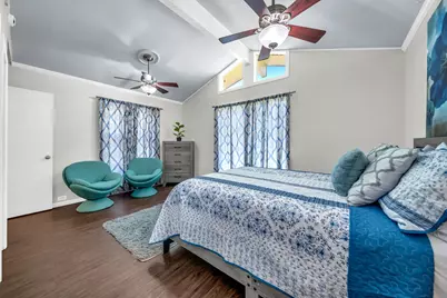 5111 Ashwood Drive, Baytown, TX 77521 - Photo 17