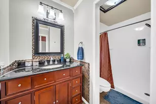 5111 Ashwood Dr, Baytown, TX 77521 - Photo 31