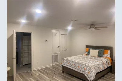 5111 Ashwood Drive, Baytown, TX 77521 - Photo 33