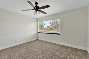 9010 Freeland St, Houston, TX 77075 - Photo 13