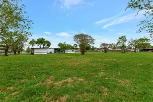 9010 Freeland St, Houston, TX 77075 - Photo 25