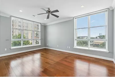 1419 Montrose Boulevard #301, Houston, TX 77019 - Photo 11