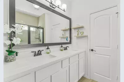 5526 Hyde Park Drive, Pasadena, TX 77505 - Photo 11