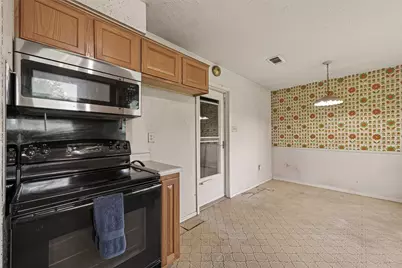 7742 Willow Mint Lane, Houston, TX 77086 - Photo 11