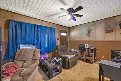 121 Patterson Road, Brazoria, TX 77422 - Photo 11