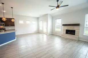 318 Cabernet Dr, Alvin, TX 77511 - Photo 29