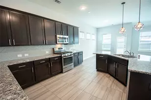 318 Cabernet Dr, Alvin, TX 77511 - Photo 23