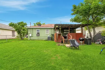 910 W 6th Street, Freeport, TX 77541 - Photo 23