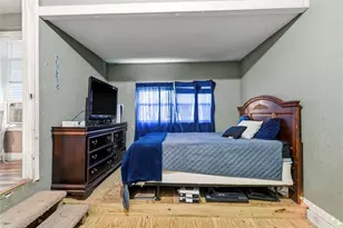 910 W 6th St, Freeport, TX 77541 - Photo 17