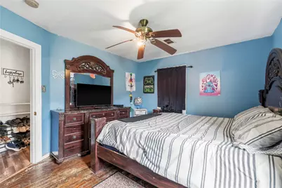 910 W 6th Street, Freeport, TX 77541 - Photo 13