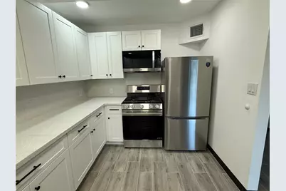 1913 30th Street, Galveston, TX 77550 - Photo 5