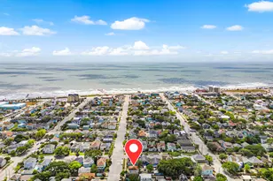 1913 30th St, Galveston, TX 77550 - Photo 37