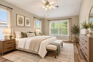 43 W Spindle Tree Cir, The Woodlands, TX 77382 - Photo 37