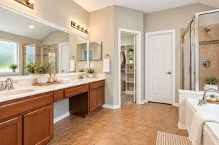 43 W Spindle Tree Cir, The Woodlands, TX 77382 - Photo 41