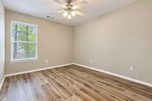 43 W Spindle Tree Cir, The Woodlands, TX 77382 - Photo 31