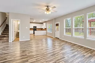 43 W Spindle Tree Cir, The Woodlands, TX 77382 - Photo 13