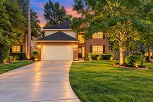 43 W Spindle Tree Cir, The Woodlands, TX 77382 - Photo 1