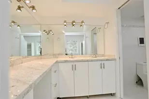 2824 Briarhurst Dr, Houston, TX 77057 - Photo 11
