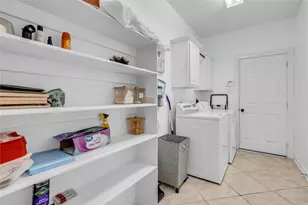 2 Clarewood Ct, Conroe, TX 77385 - Photo 19