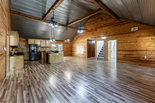 157 Laurel Ln, Livingston, TX 77351 - Photo 3