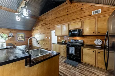 157 Laurel Lane, Livingston, TX 77351 - Photo 13