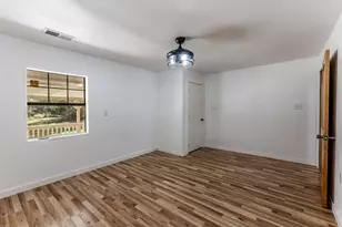 157 Laurel Ln, Livingston, TX 77351 - Photo 25