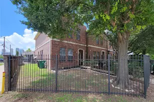 1414 Emancipation Ave, Houston, TX 77003 - Photo 3