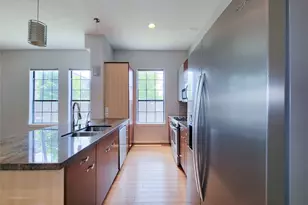 1414 Emancipation Ave, Houston, TX 77003 - Photo 9