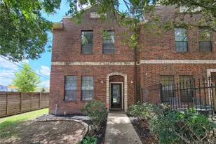 1414 Emancipation Ave, Houston, TX 77003 - Photo 1